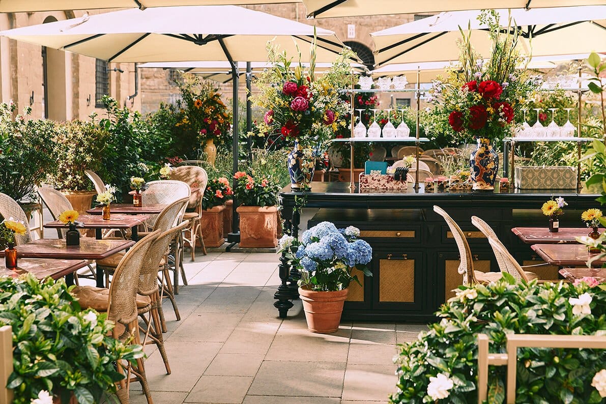 Por Que Todas as Marcas Estão Abrindo Cafés? - Galeria 2